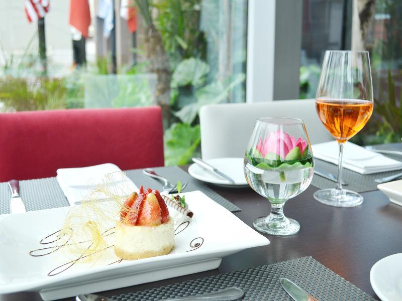 Sol De Oro Hotel&suites