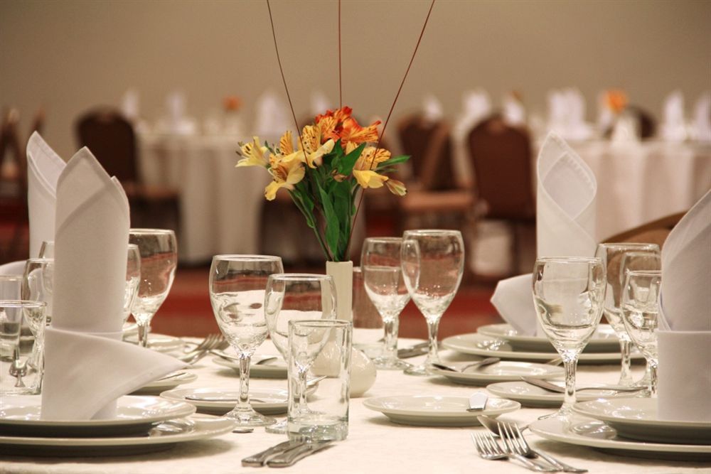 Sol De Oro Hotel&suites Hotel